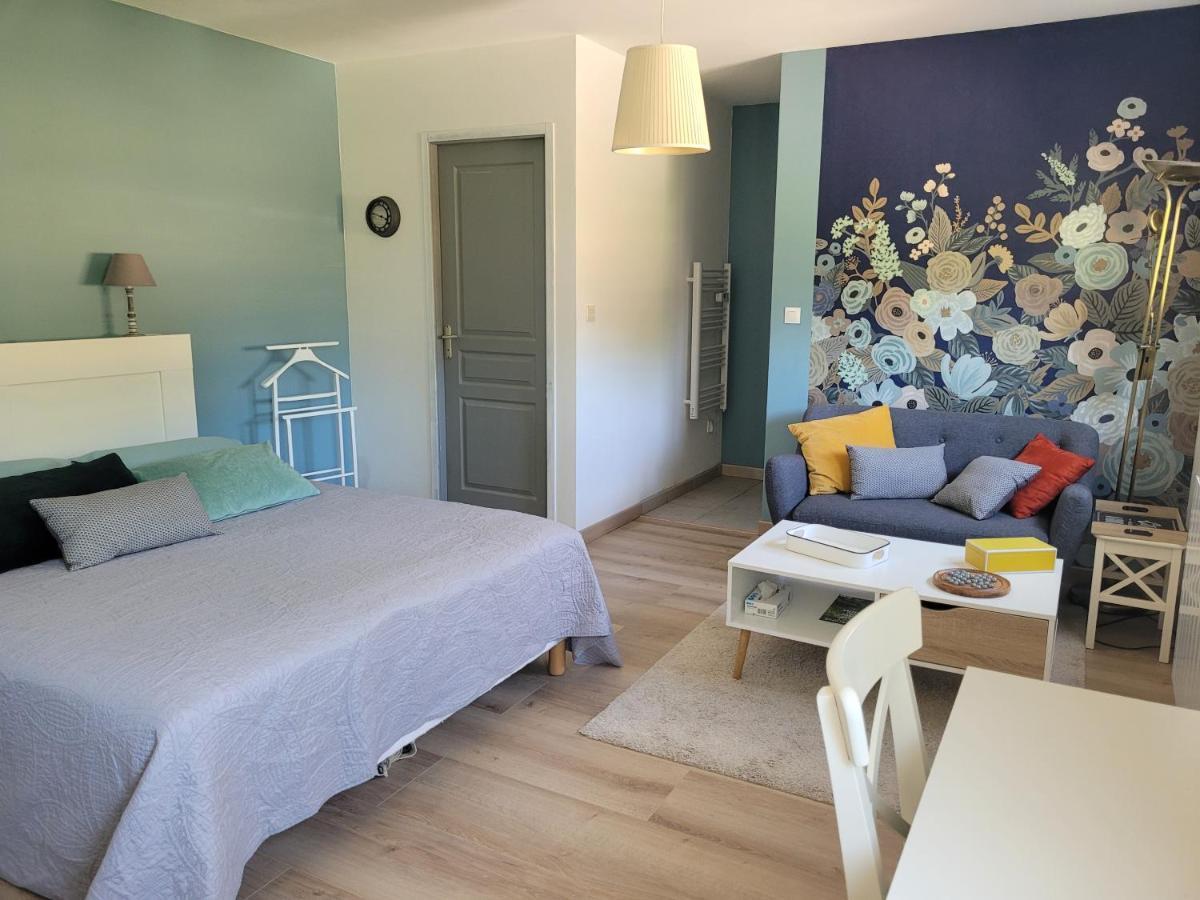 L'Atelier 7 Panzió Saintes Kültér fotó